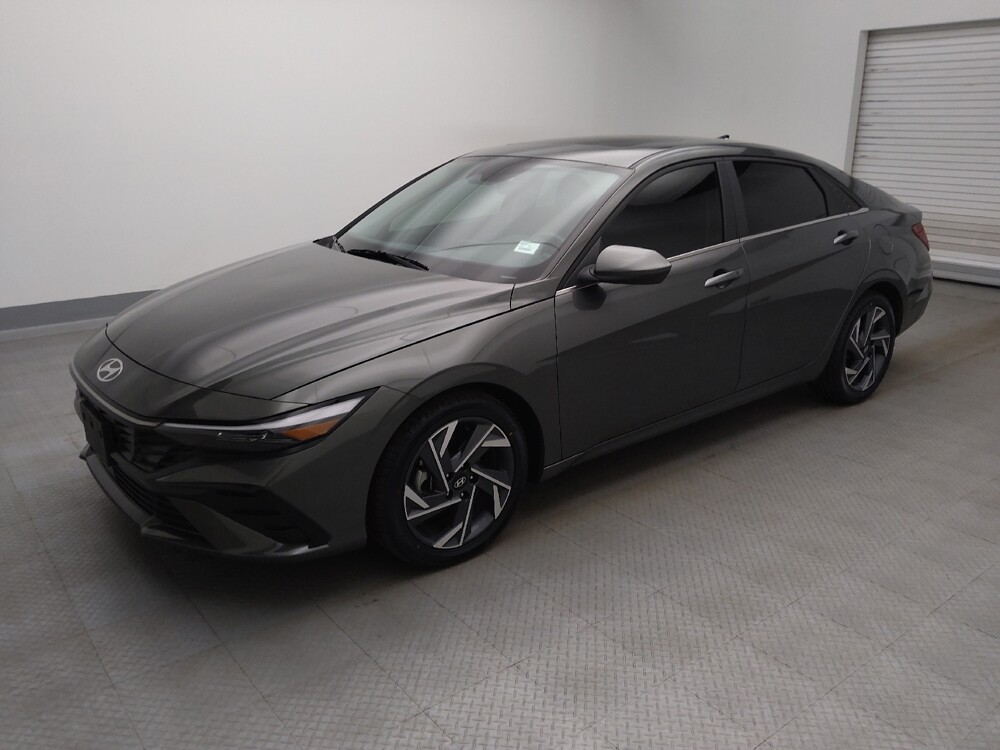 2025 Hyundai Elantra in Lakewood, CO 80215 - 18123083 2