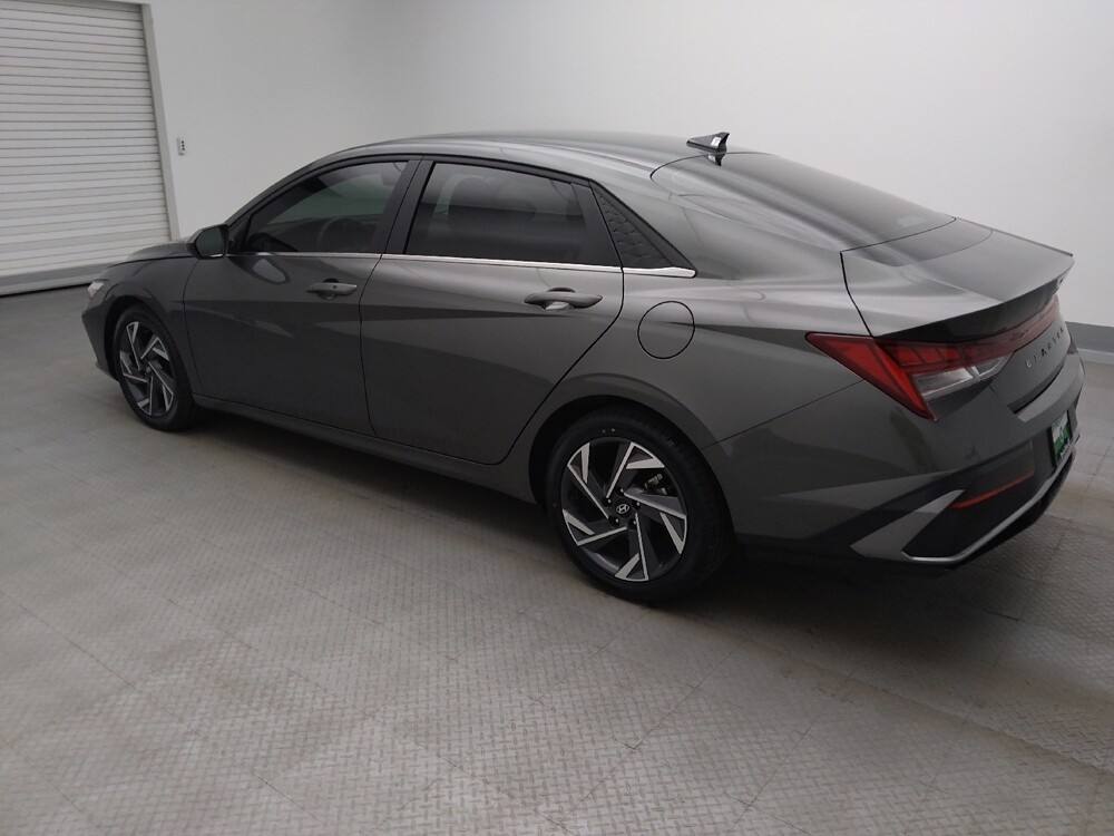 2025 Hyundai Elantra in Lakewood, CO 80215 - 18123083 3