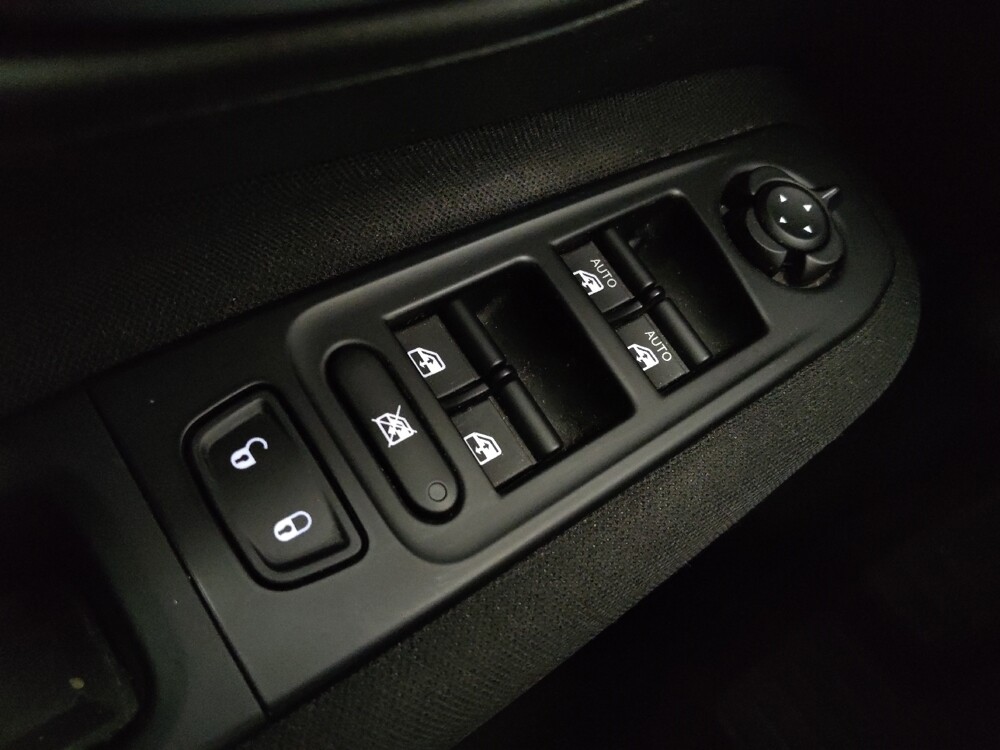 2021 Jeep Renegade in Albuquerque, NM 87123 - 18123084 27