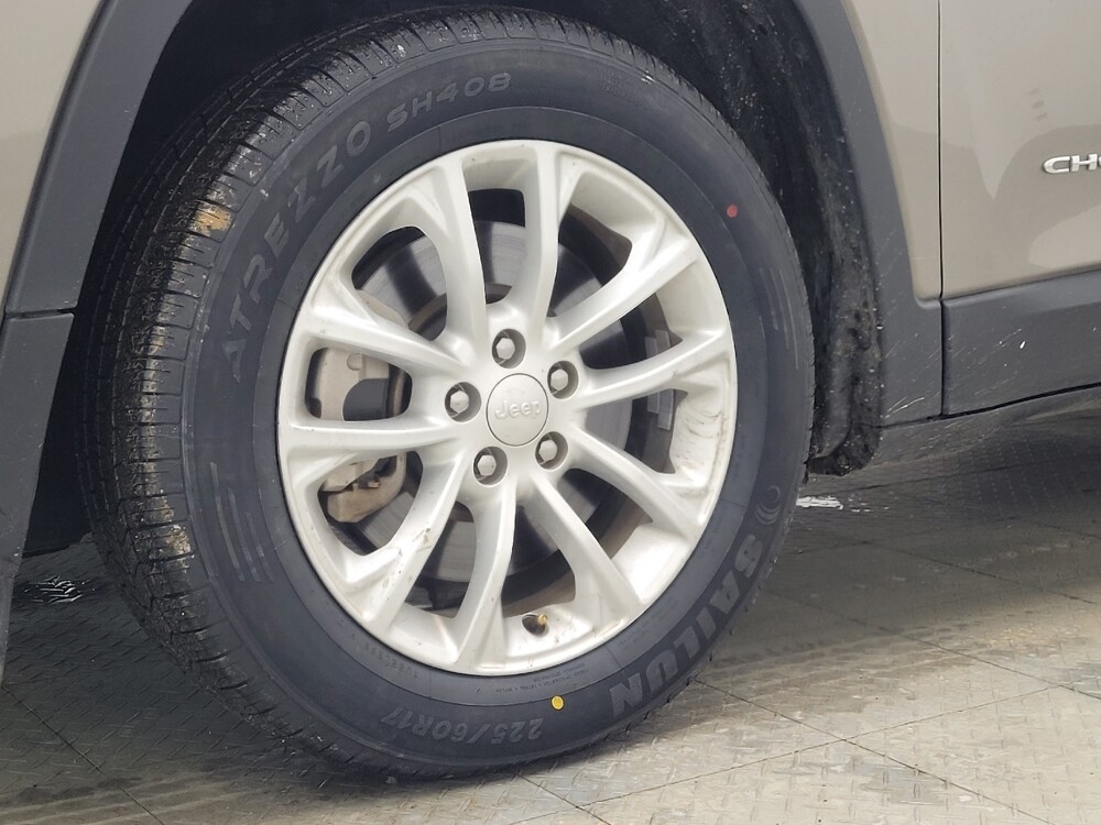 2019 Jeep Cherokee in Huntsville, AL 35816 - 18123086 31