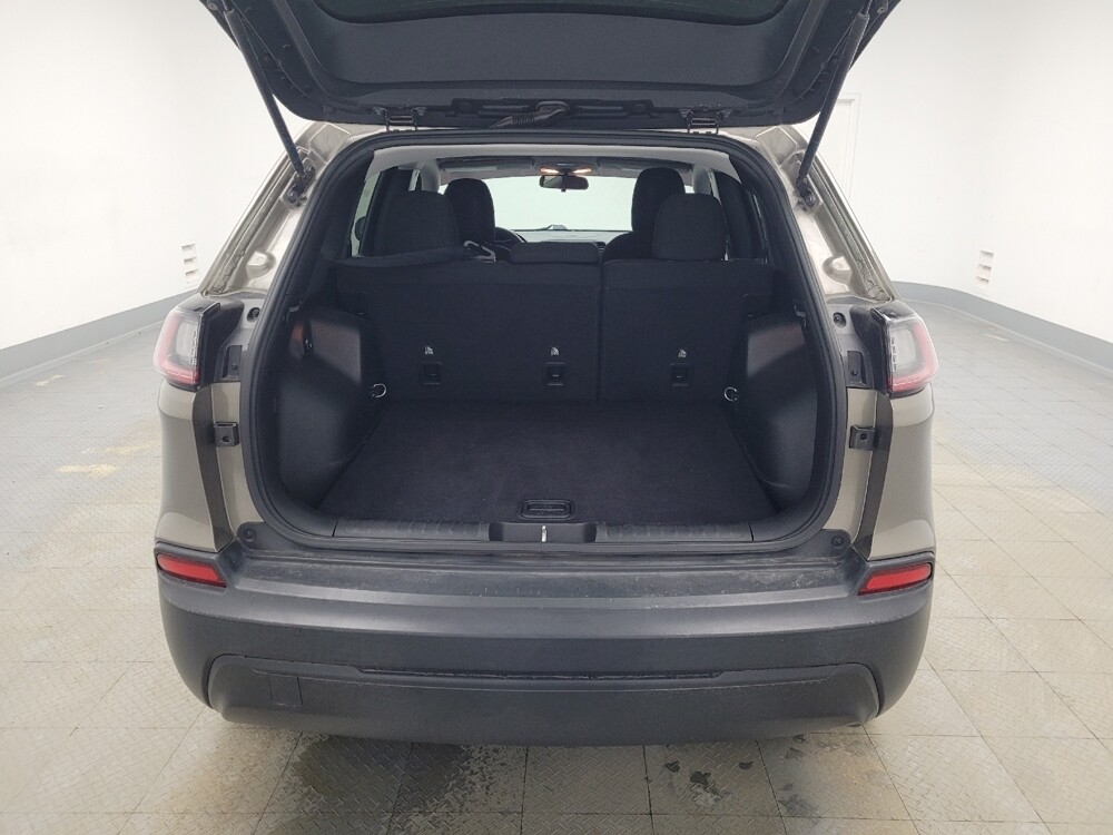 2019 Jeep Cherokee in Huntsville, AL 35816 - 18123086 29