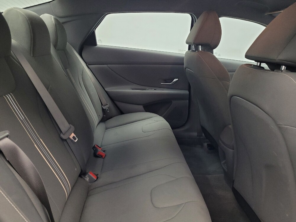2025 Hyundai Elantra in Huntsville, AL 35816 - 18123094 19