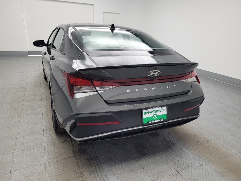 2025 Hyundai Elantra in Huntsville, AL 35816 - 18123094 6
