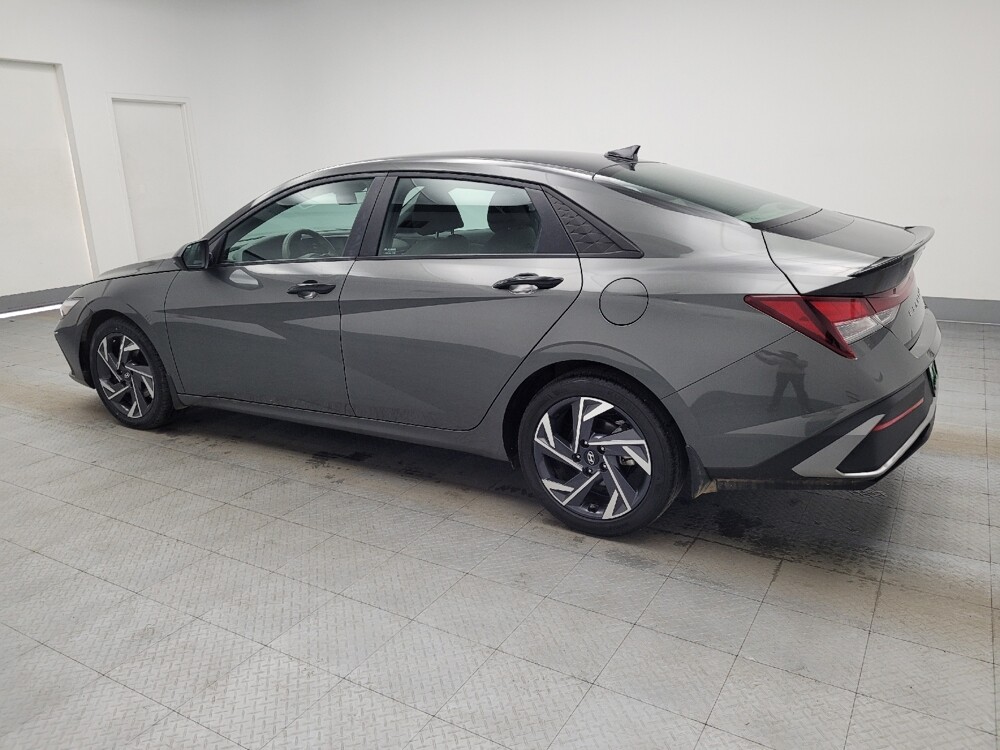 2025 Hyundai Elantra in Huntsville, AL 35816 - 18123094 3