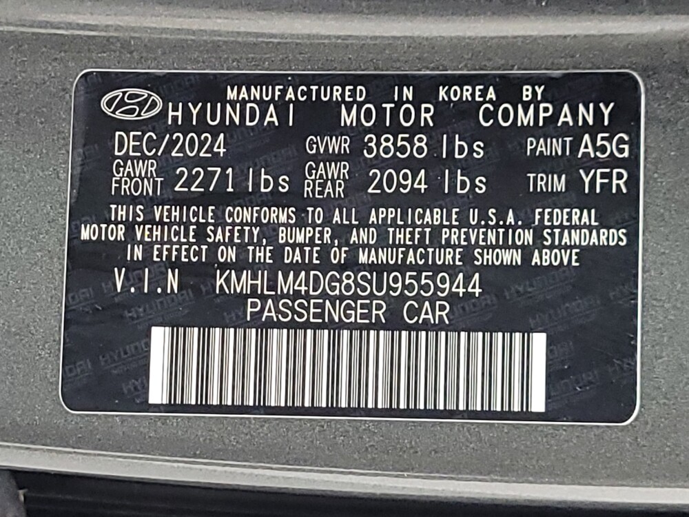 2025 Hyundai Elantra in Huntsville, AL 35816 - 18123094 33