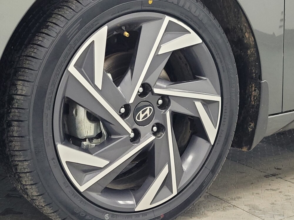2025 Hyundai Elantra in Huntsville, AL 35816 - 18123094 31