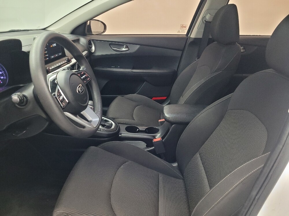 2020 Kia Forte in Huntsville, AL 35816 - 18123096 17