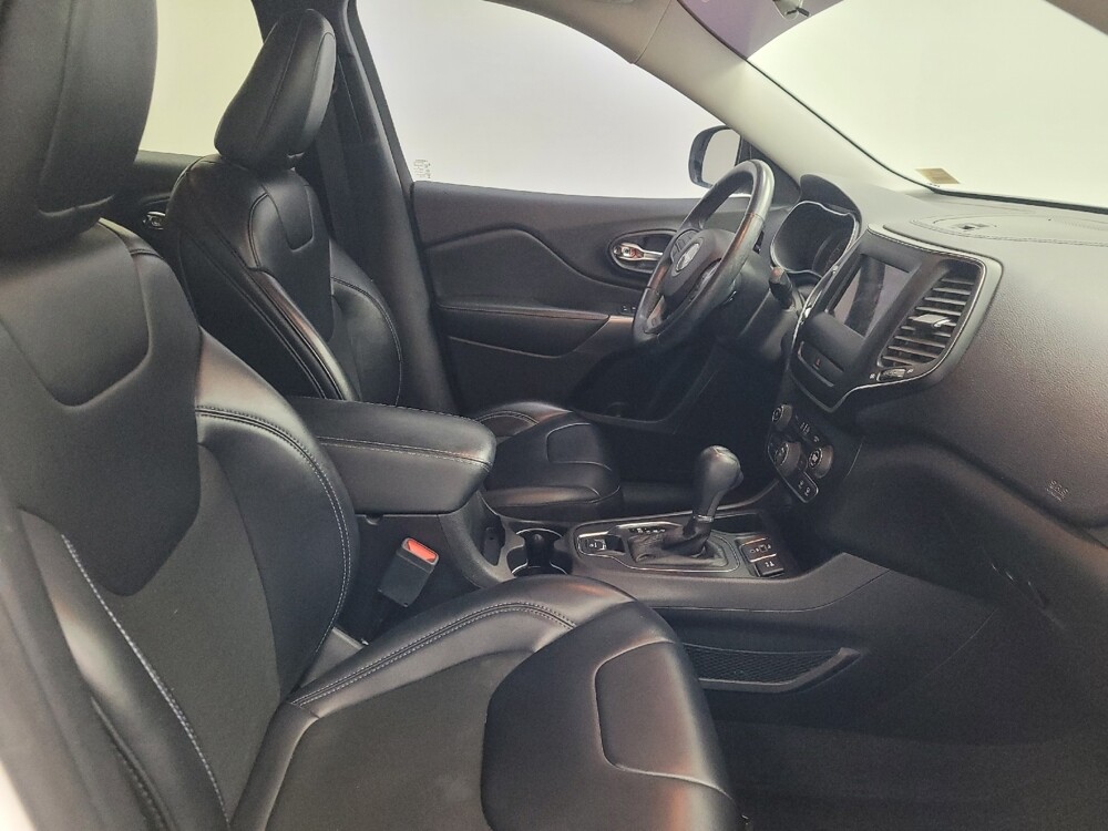 2019 Jeep Cherokee in Huntsville, AL 35816 - 18123098 21