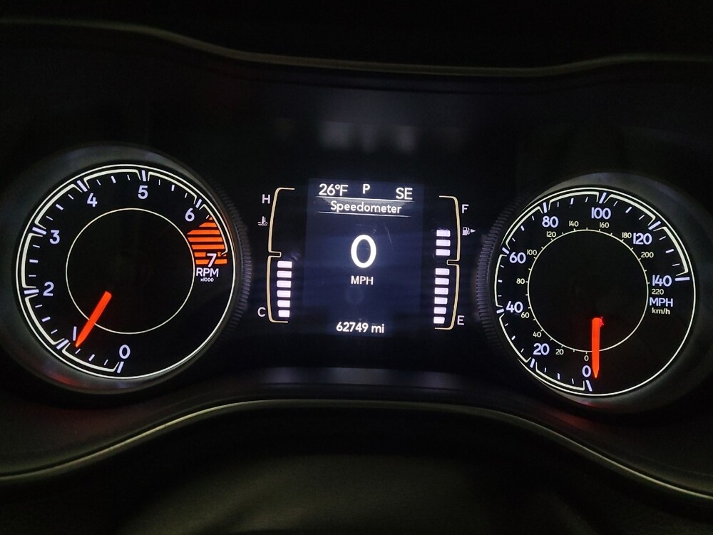 2019 Jeep Cherokee in Huntsville, AL 35816 - 18123098 23