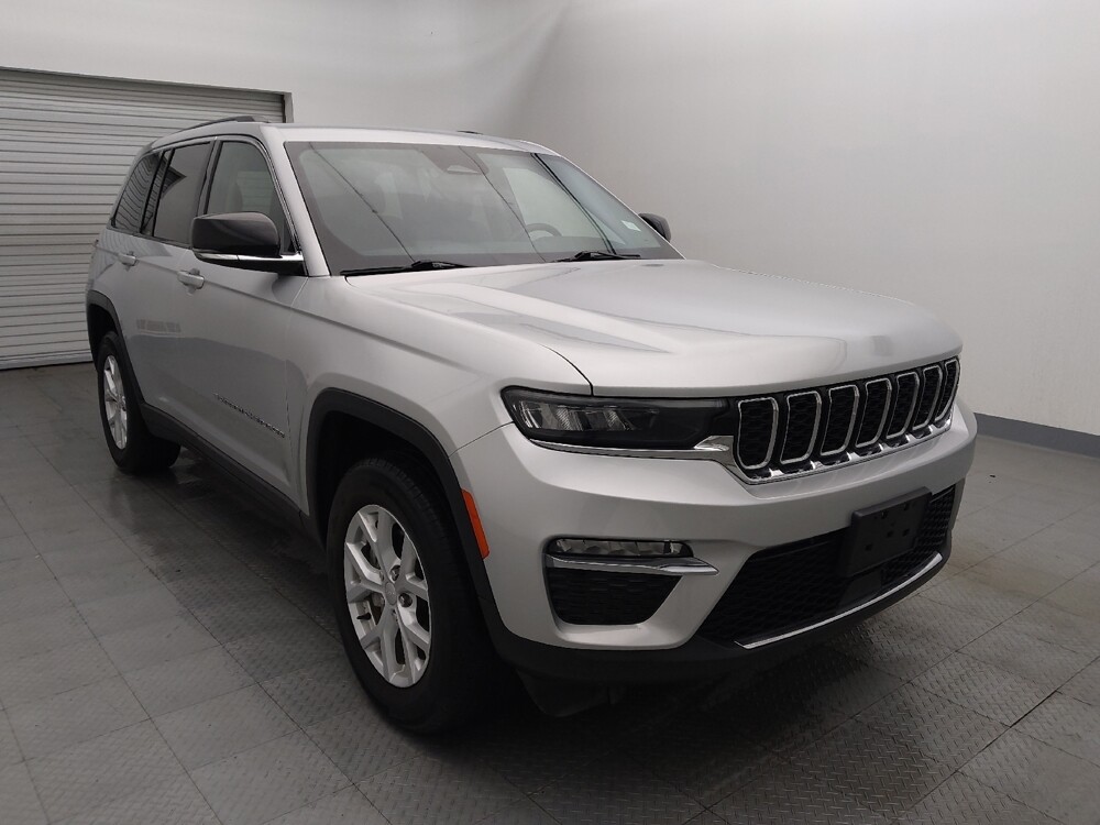 2023 Jeep Grand Cherokee in Live Oak, TX 78233 - 18123101 13