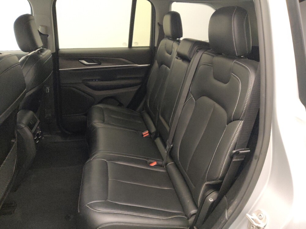 2023 Jeep Grand Cherokee in Live Oak, TX 78233 - 18123101 18