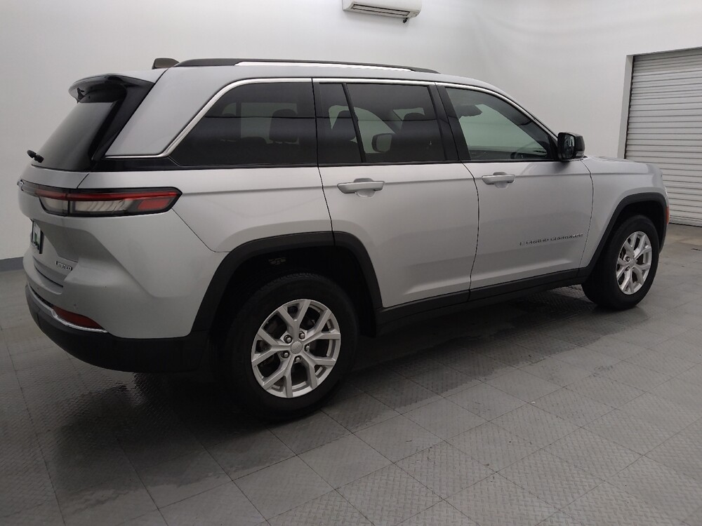 2023 Jeep Grand Cherokee in Live Oak, TX 78233 - 18123101 10