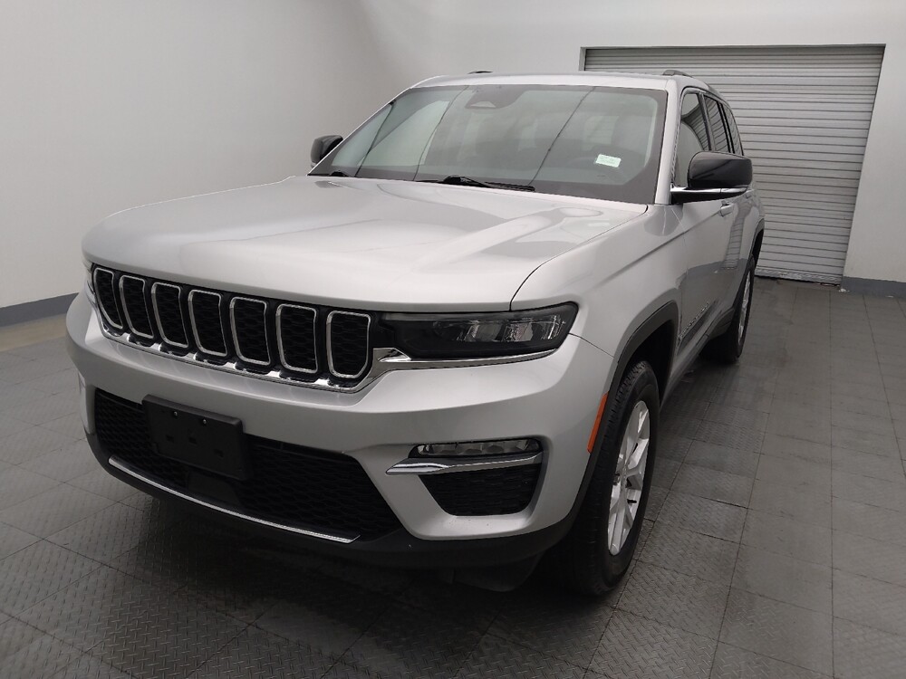 2023 Jeep Grand Cherokee in Live Oak, TX 78233 - 18123101 15