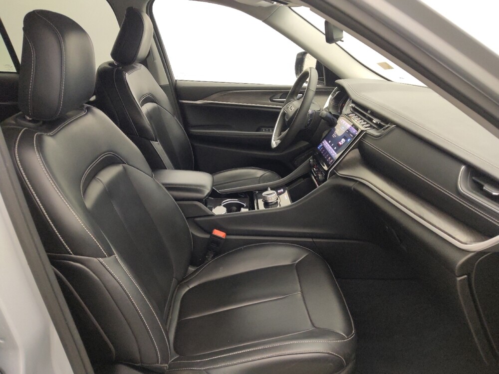 2023 Jeep Grand Cherokee in Live Oak, TX 78233 - 18123101 21