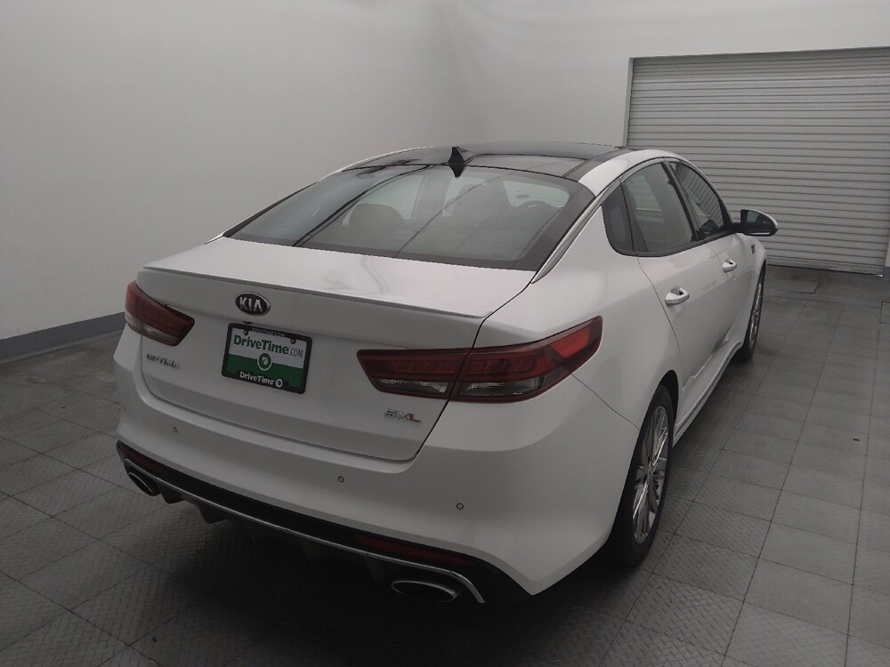 2018 Kia Optima in Houston, TX 77034 - 18123103 7
