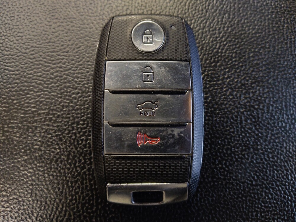 2018 Kia Optima in Houston, TX 77034 - 18123103 32