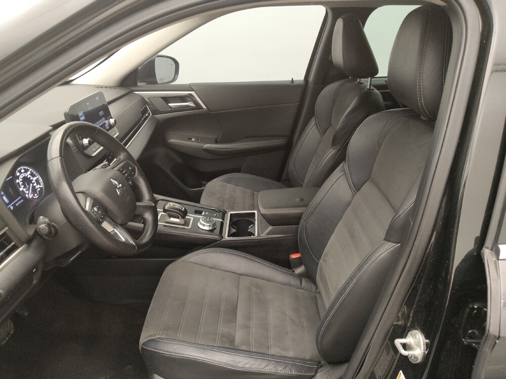 2023 Mitsubishi Outlander in Houston, TX 77060 - 18123104 17