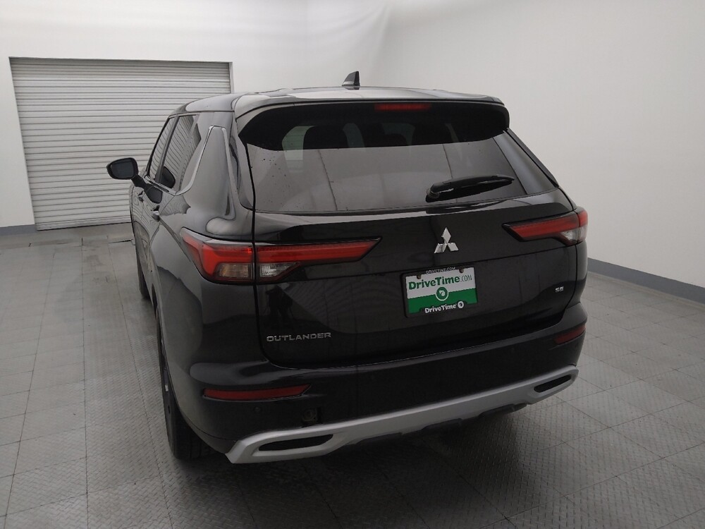 2023 Mitsubishi Outlander in Houston, TX 77060 - 18123104 6