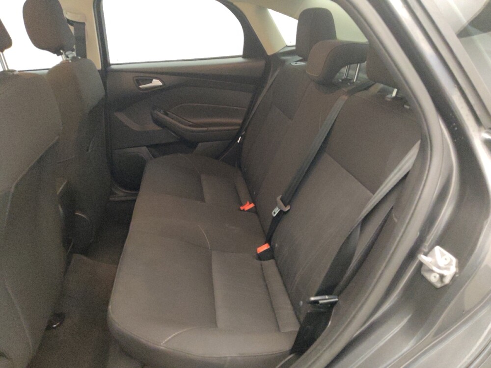 2018 Ford Focus in Houston, TX 77060 - 18123110 18