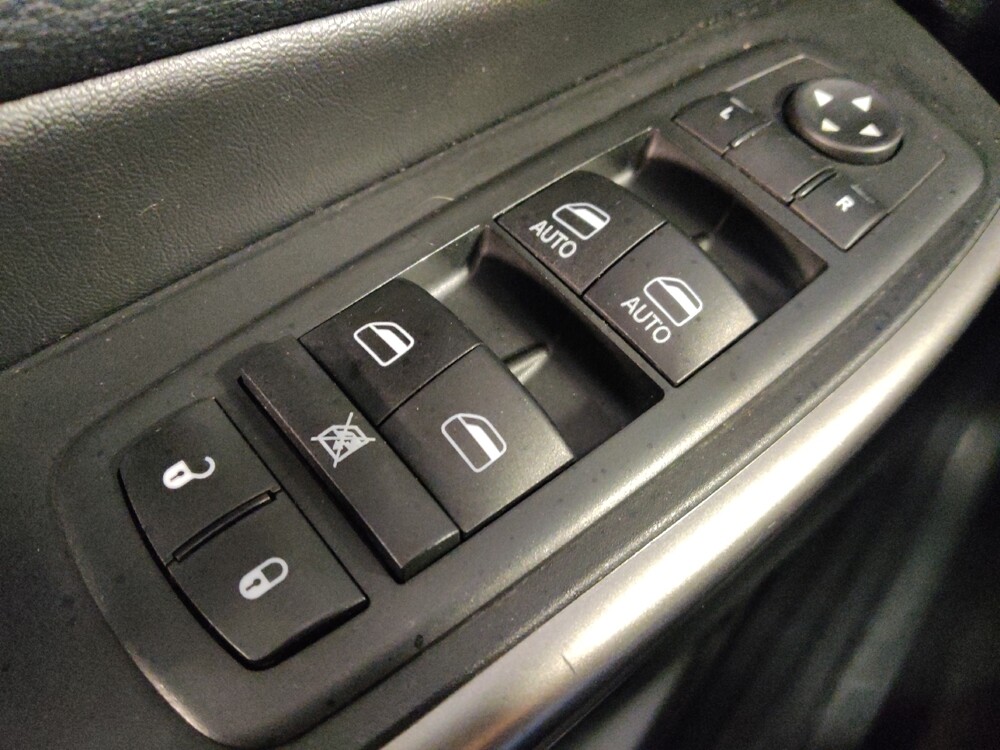 2020 Jeep Cherokee in Temple, TX 76502 - 18123112 27