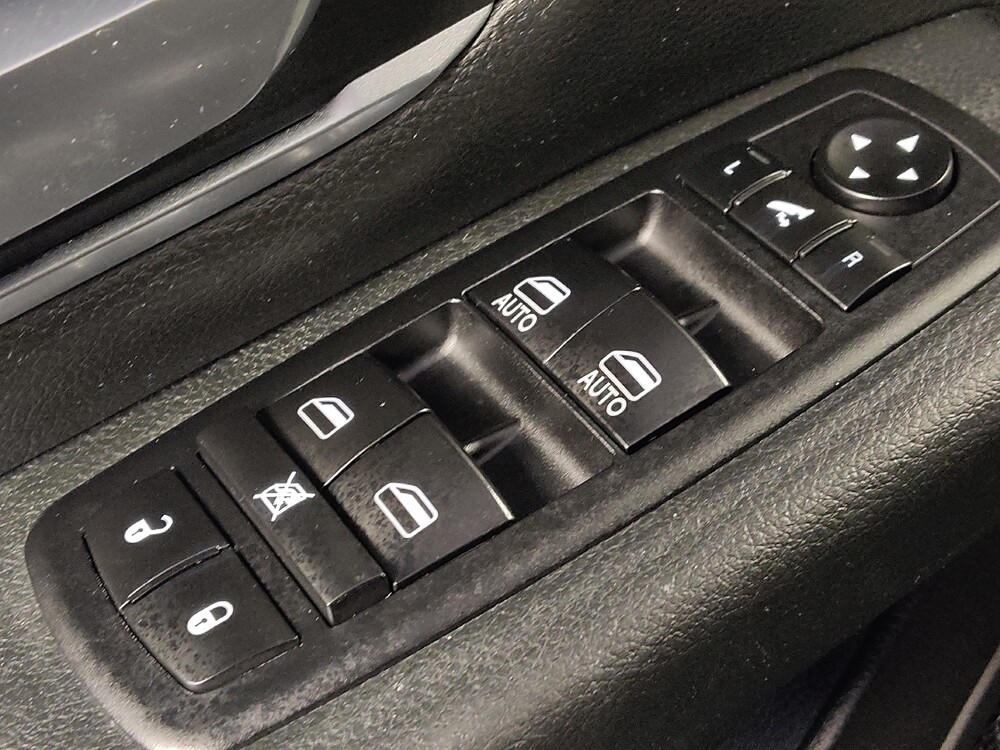 2019 RAM 1500 in Temple, TX 76502 - 18123113 27