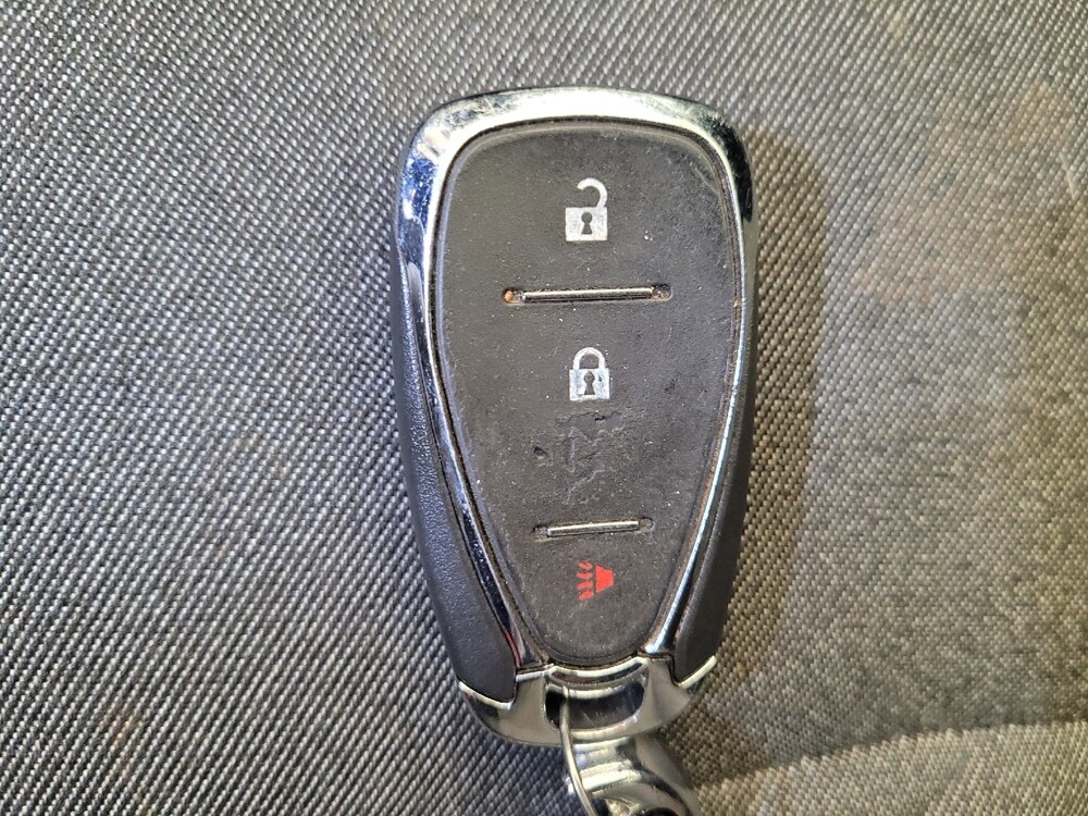 2021 Chevrolet Equinox in Columbus, OH 43228 - 18123119 32