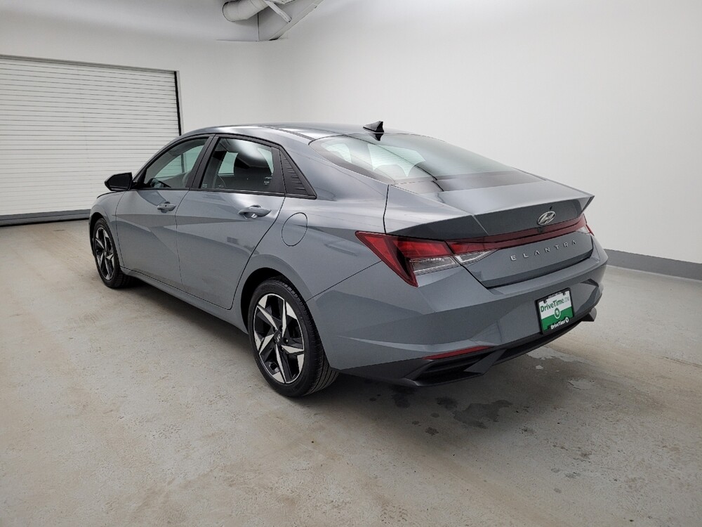2023 Hyundai Elantra in Cincinnati, OH 45255 - 18123120 5