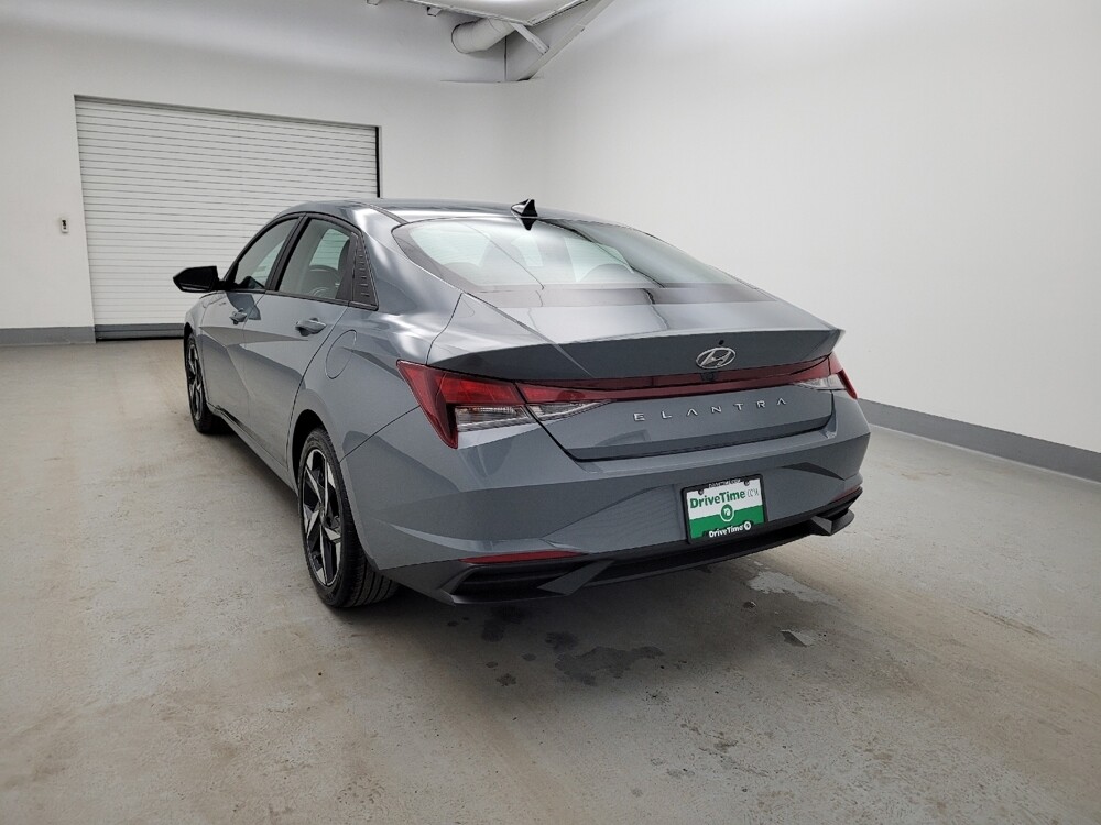 2023 Hyundai Elantra in Cincinnati, OH 45255 - 18123120 6