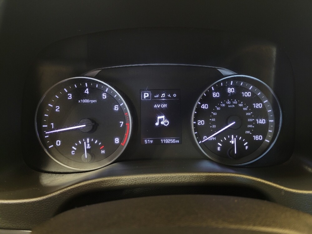 2018 Hyundai Elantra in Columbus, OH 43228 - 18123122 23