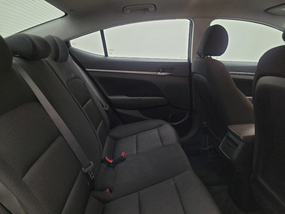 2018 Hyundai Elantra in Columbus, OH 43228 - 18123122 19