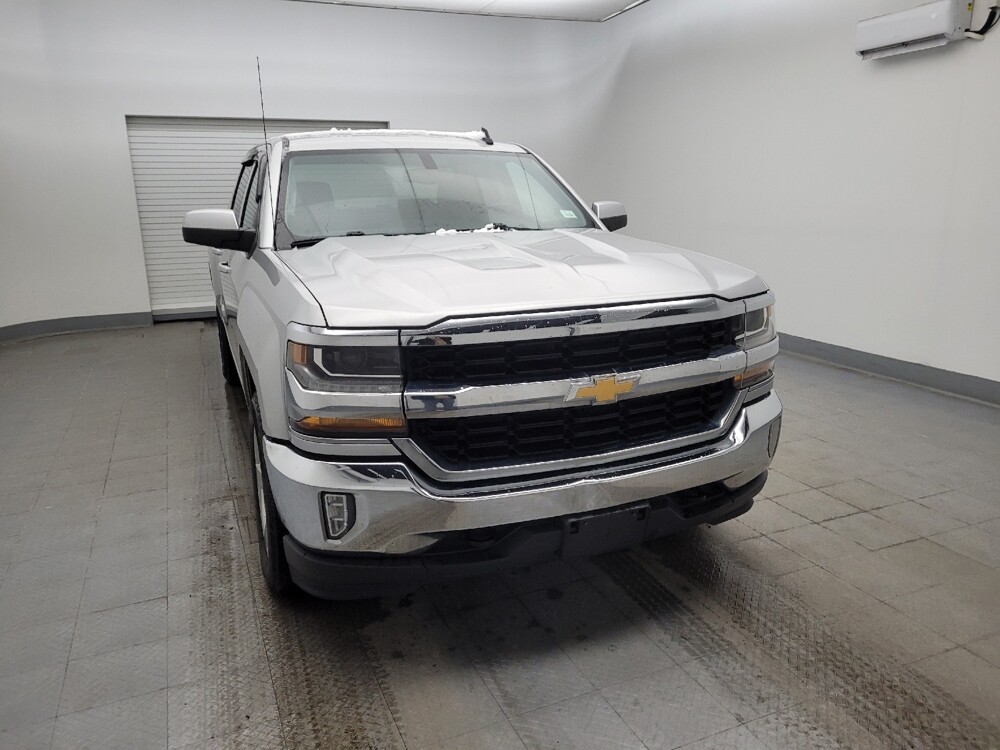 2018 Chevrolet Silverado 1500 in Maple Heights, OH 44137 - 18123125 14