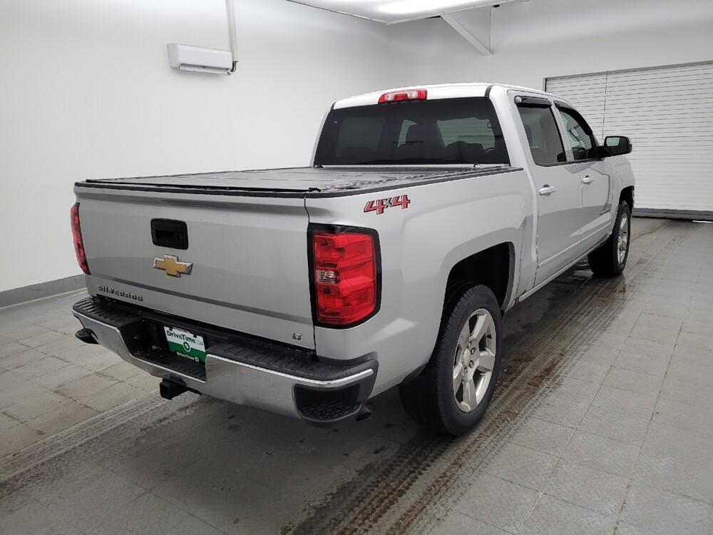 2018 Chevrolet Silverado 1500 in Maple Heights, OH 44137 - 18123125 9