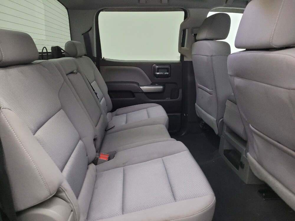 2018 Chevrolet Silverado 1500 in Maple Heights, OH 44137 - 18123125 19