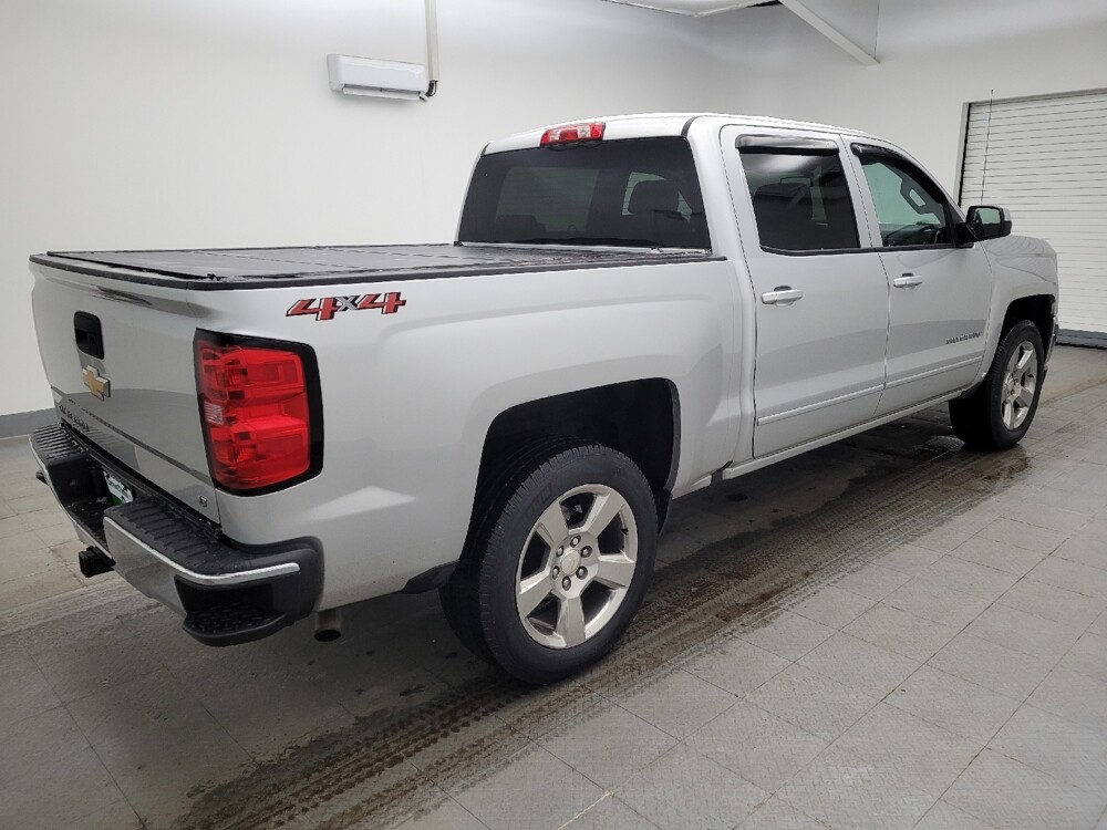 2018 Chevrolet Silverado 1500 in Maple Heights, OH 44137 - 18123125 10