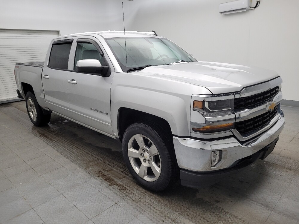 2018 Chevrolet Silverado 1500 in Maple Heights, OH 44137 - 18123125 11