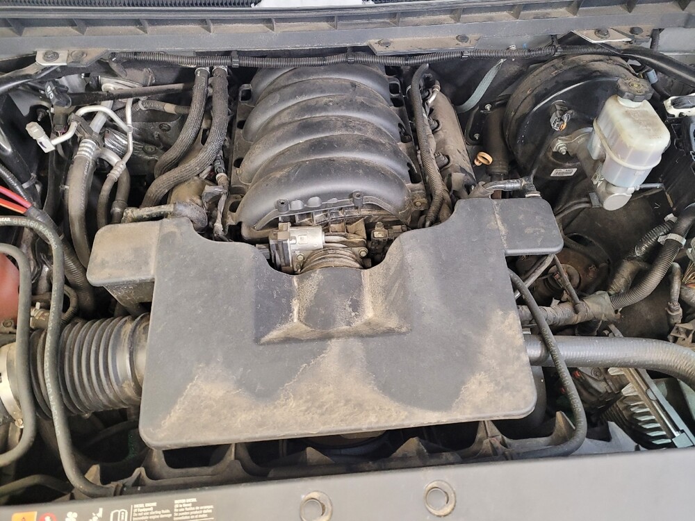 2018 Chevrolet Silverado 1500 in Maple Heights, OH 44137 - 18123125 30