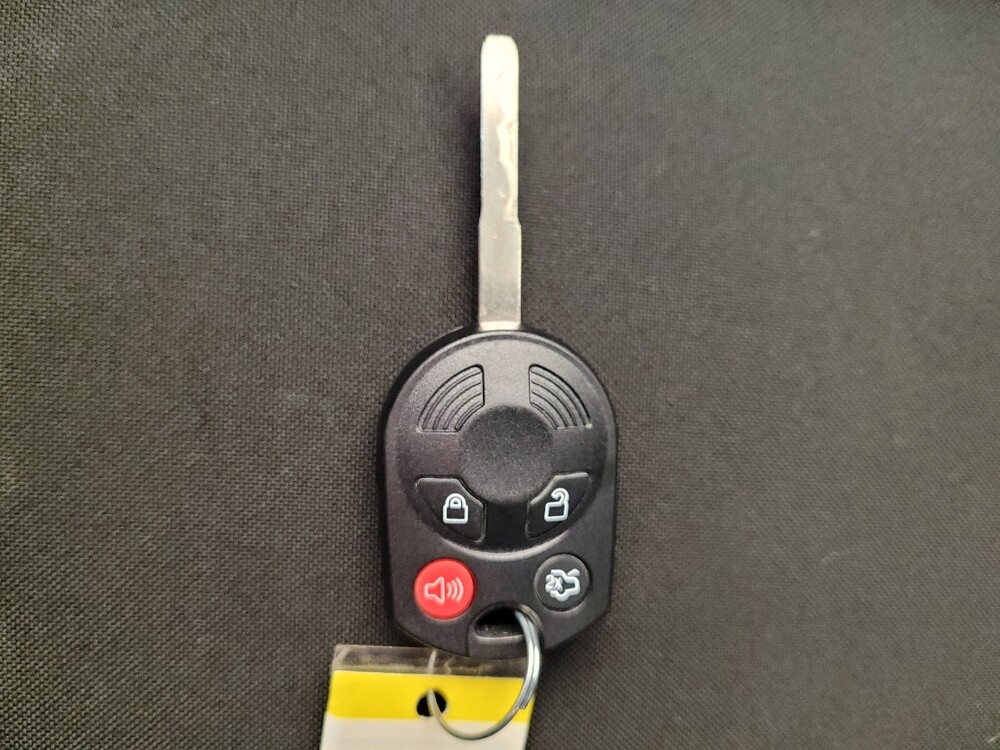 2017 Ford Focus in Columbus, OH 43228 - 18123126 32