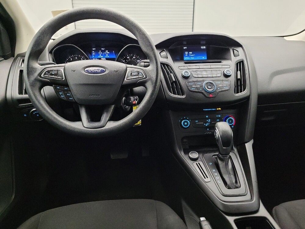 2017 Ford Focus in Columbus, OH 43228 - 18123126 22