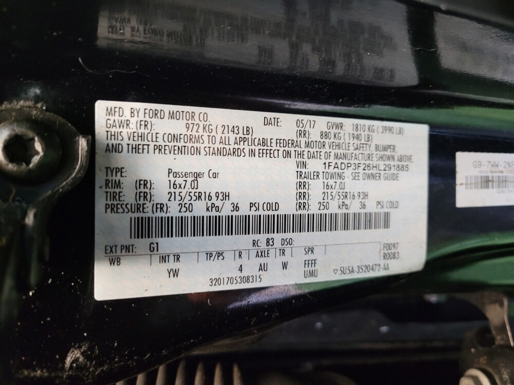 2017 Ford Focus in Columbus, OH 43228 - 18123126 33