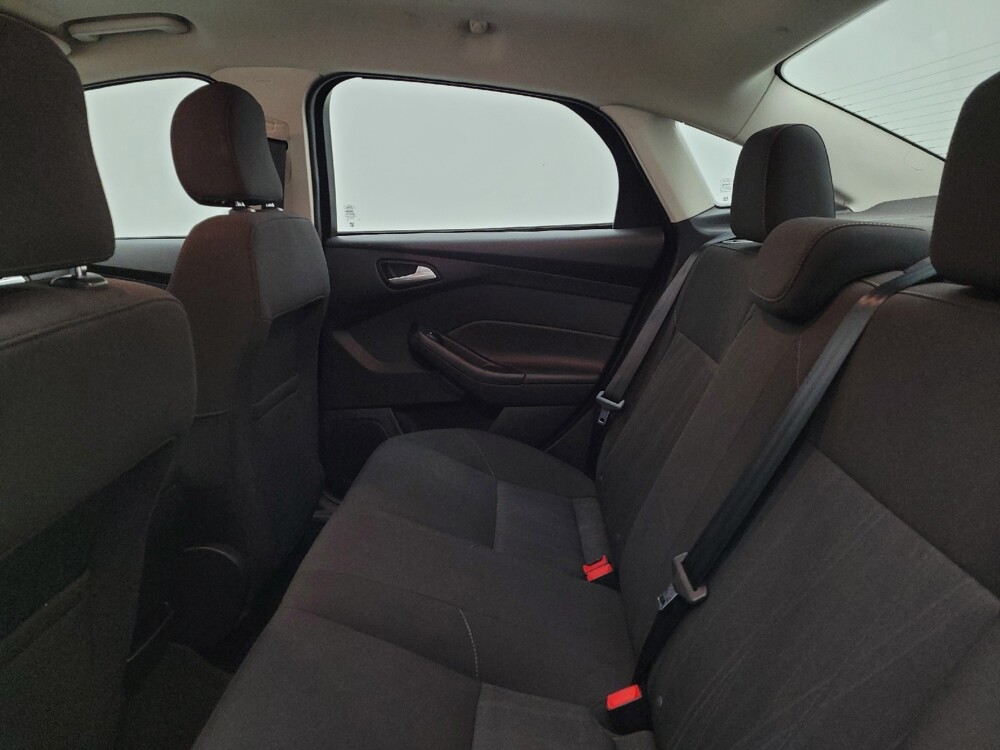 2017 Ford Focus in Columbus, OH 43228 - 18123126 18