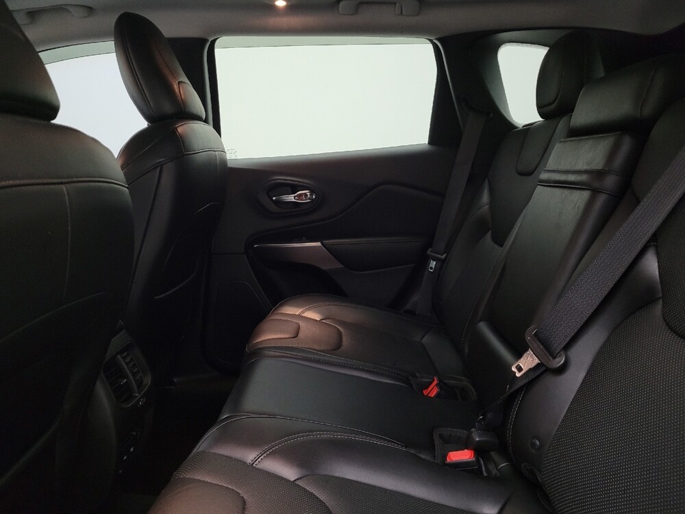 2019 Jeep Cherokee in Columbus, OH 43228 - 18123127 18