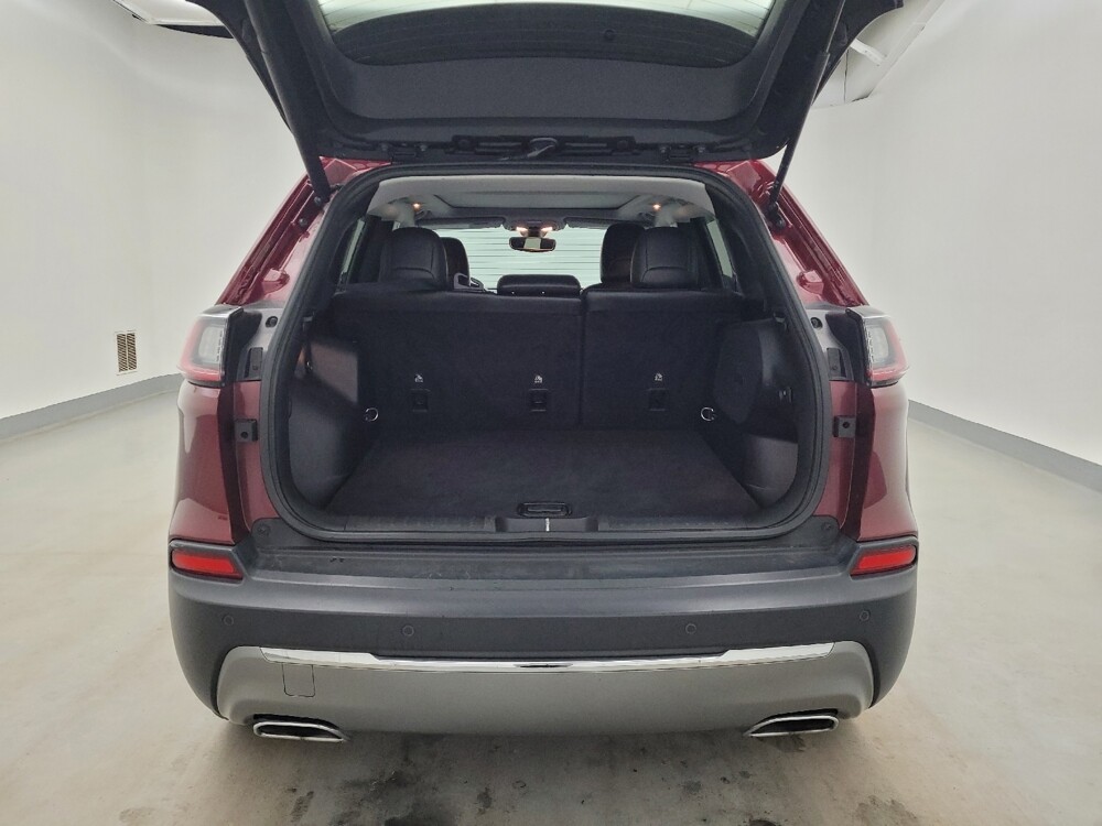 2019 Jeep Cherokee in Columbus, OH 43228 - 18123127 29