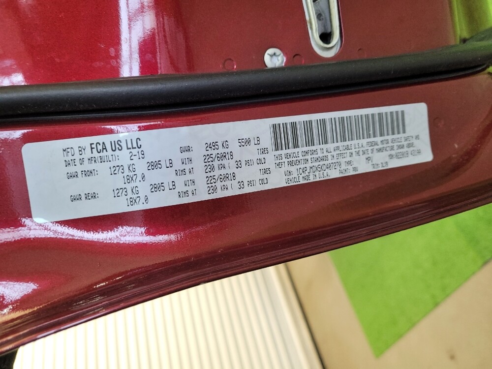 2019 Jeep Cherokee in Columbus, OH 43228 - 18123127 33