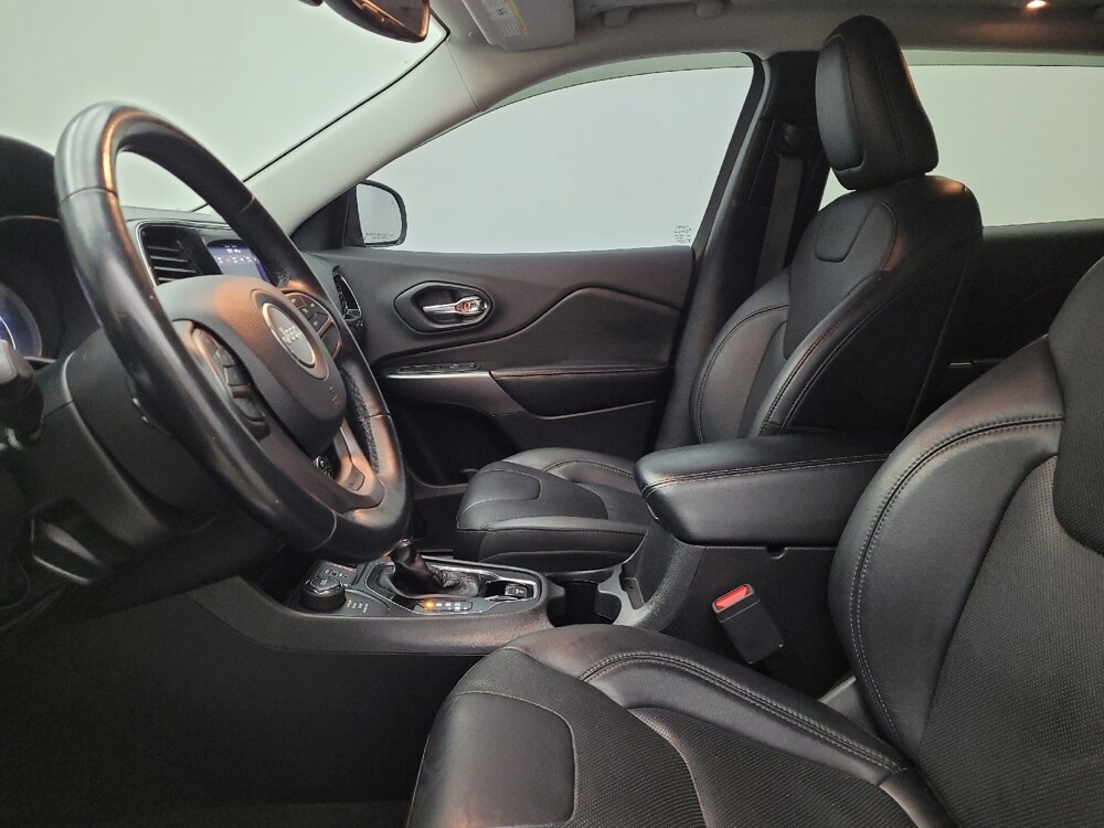 2019 Jeep Cherokee in Columbus, OH 43228 - 18123127 17