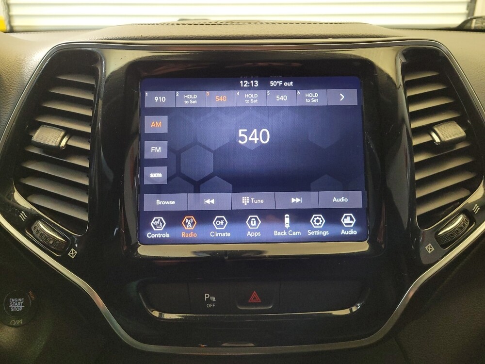 2019 Jeep Cherokee in Columbus, OH 43228 - 18123127 25