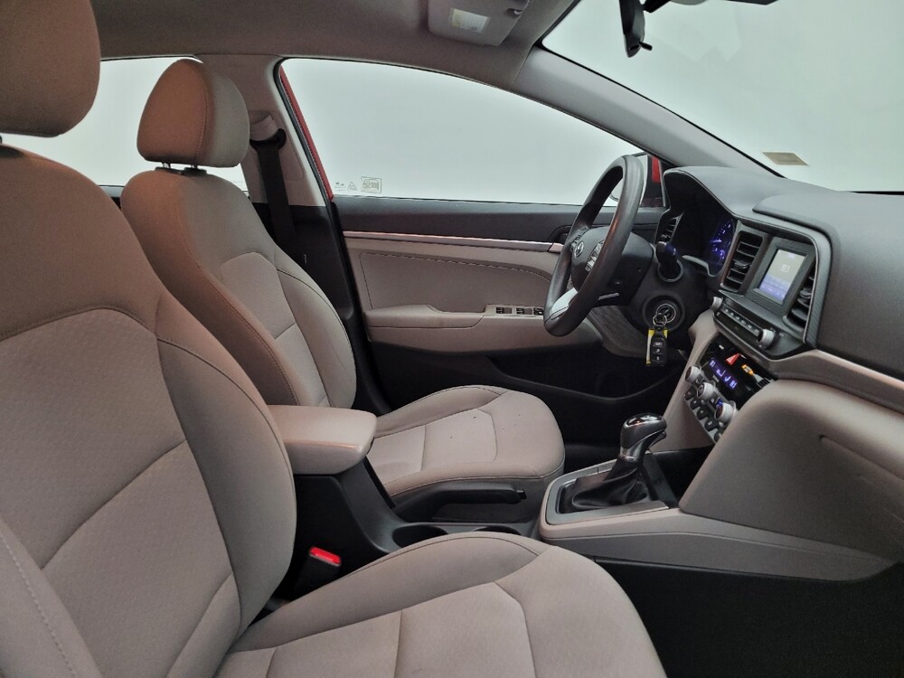 2020 Hyundai Elantra in Maple Heights, OH 44137 - 18123130 21