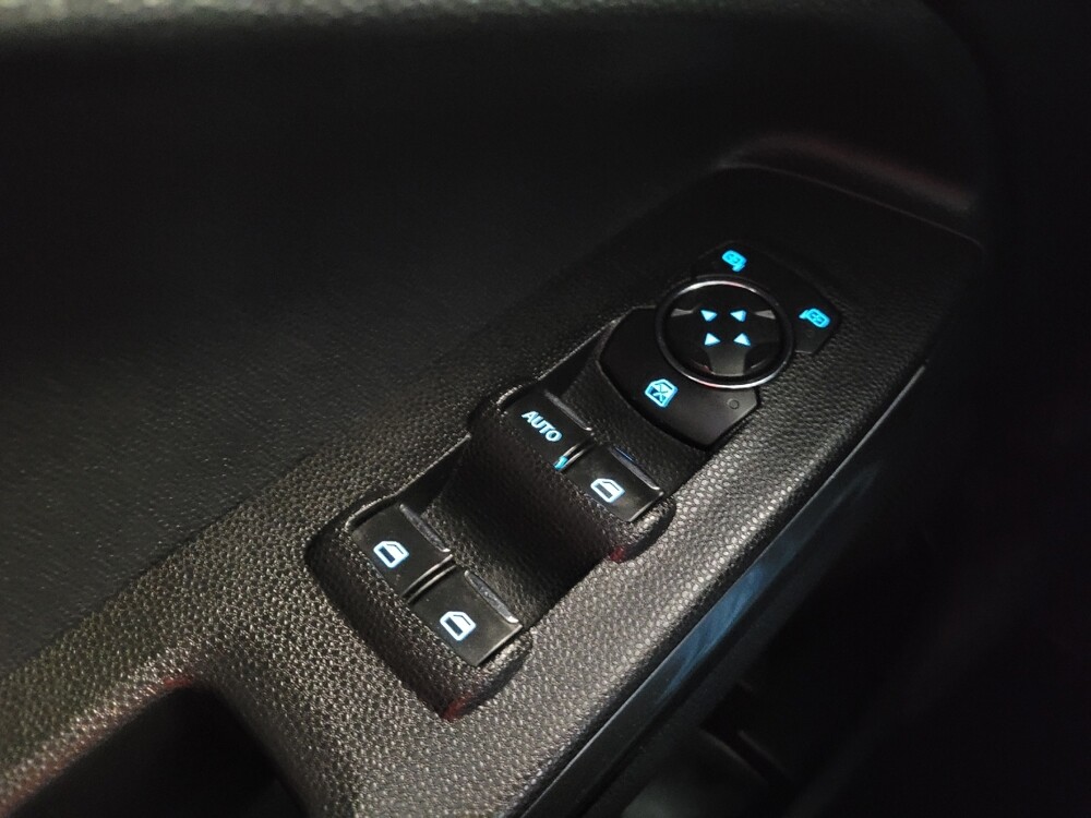 2018 Ford EcoSport in Maple Heights, OH 44137 - 18123132 27