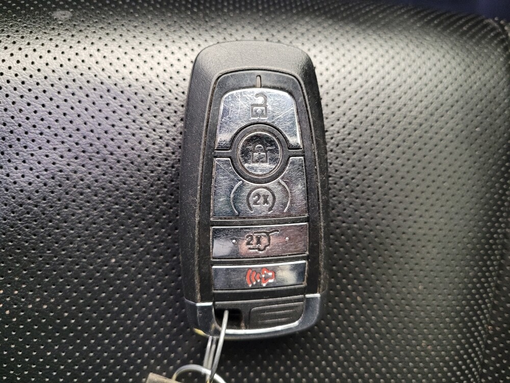 2022 Lincoln Corsair in Cincinnati, OH 45255 - 18123134 32