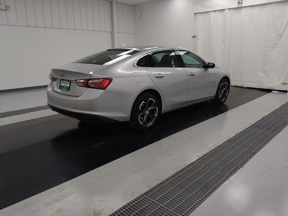 2022 Chevrolet Malibu in St. Louis, MO 63125 - 18123136 9