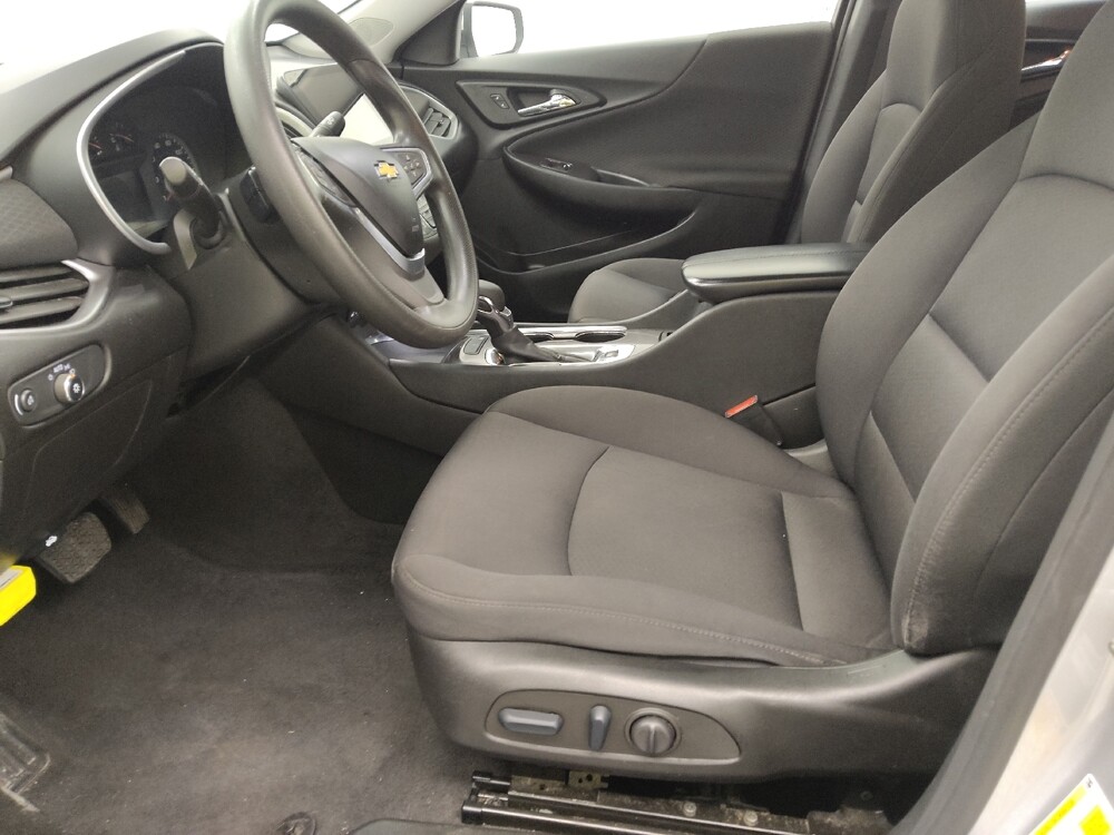 2022 Chevrolet Malibu in St. Louis, MO 63125 - 18123136 17